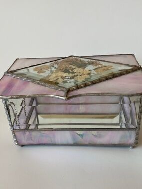 Vintage Slag Glass Jewelry Box: Metal Framed Bevelled Glass , Dry Flowers in Lid